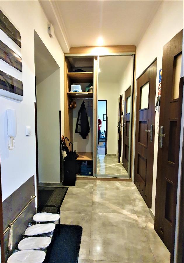 Gaj Apartment - Air Condition, Free Parking 克拉科夫 外观 照片