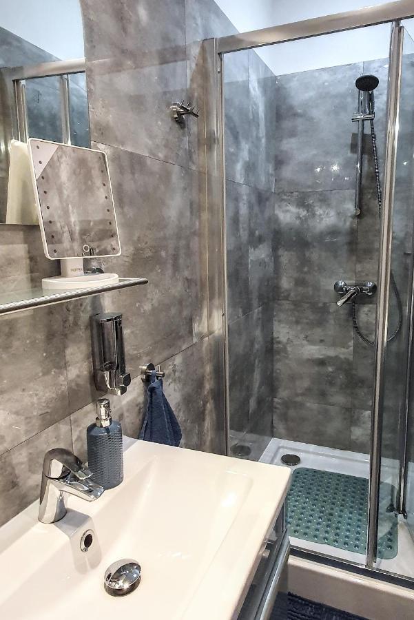 Gaj Apartment - Air Condition, Free Parking 克拉科夫 外观 照片